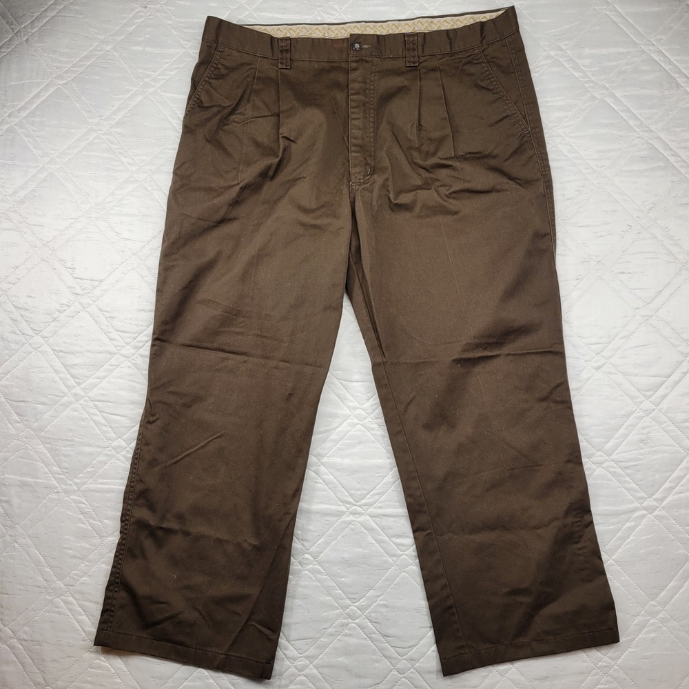 INFINITI Classic brown khakis‎ pants size 42X28